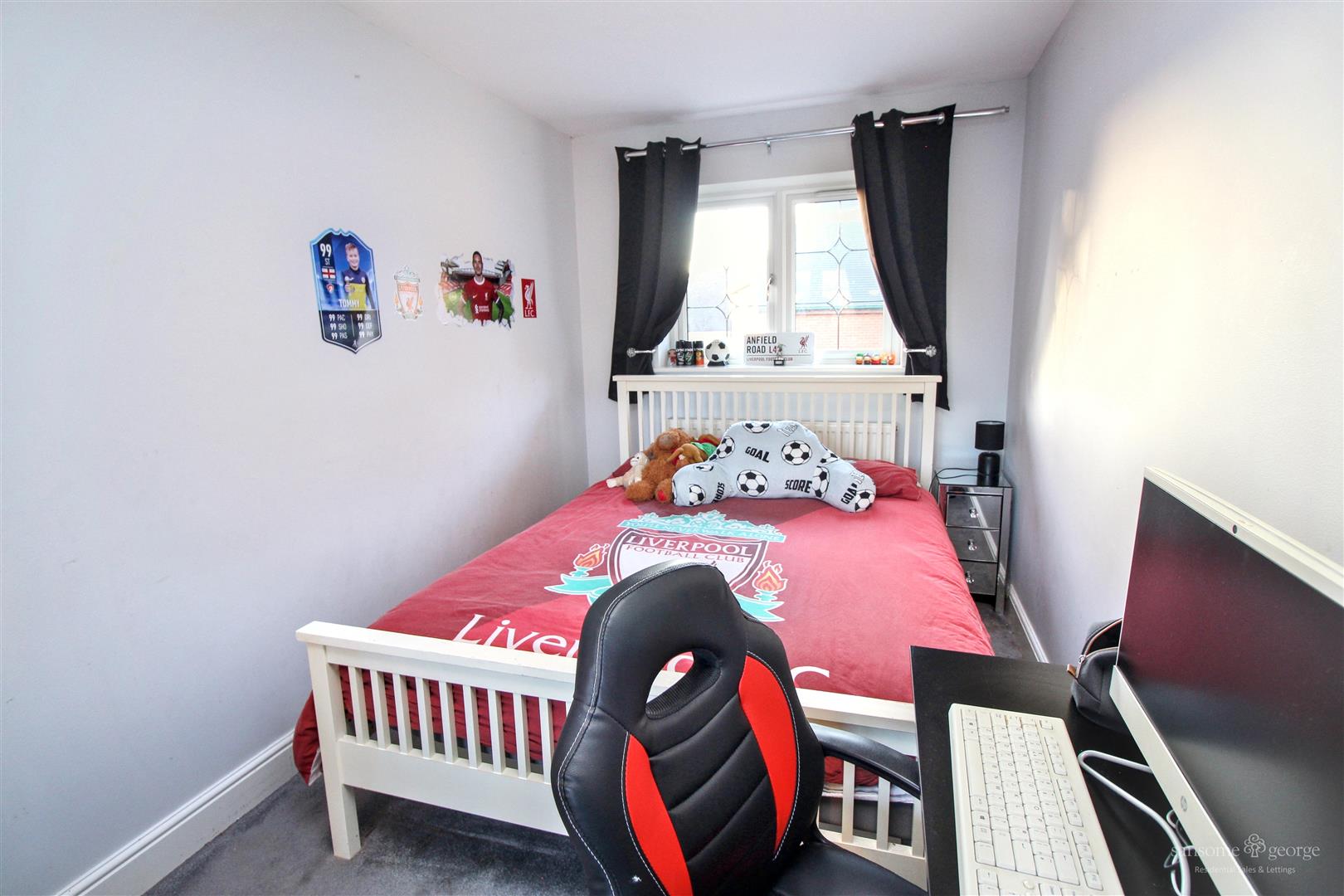 Kemerton Close, Calcot, Reading
